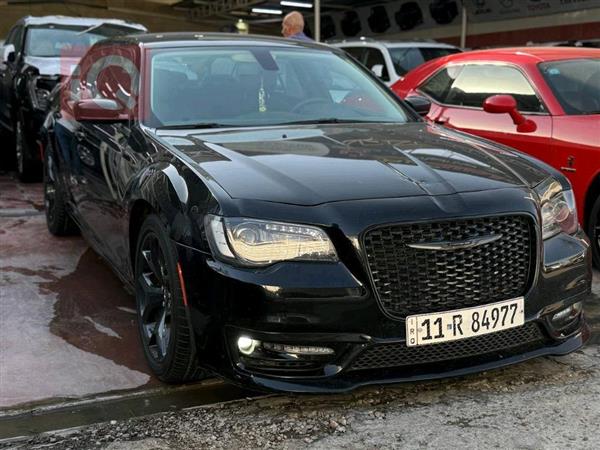 Chrysler for sale in Iraq